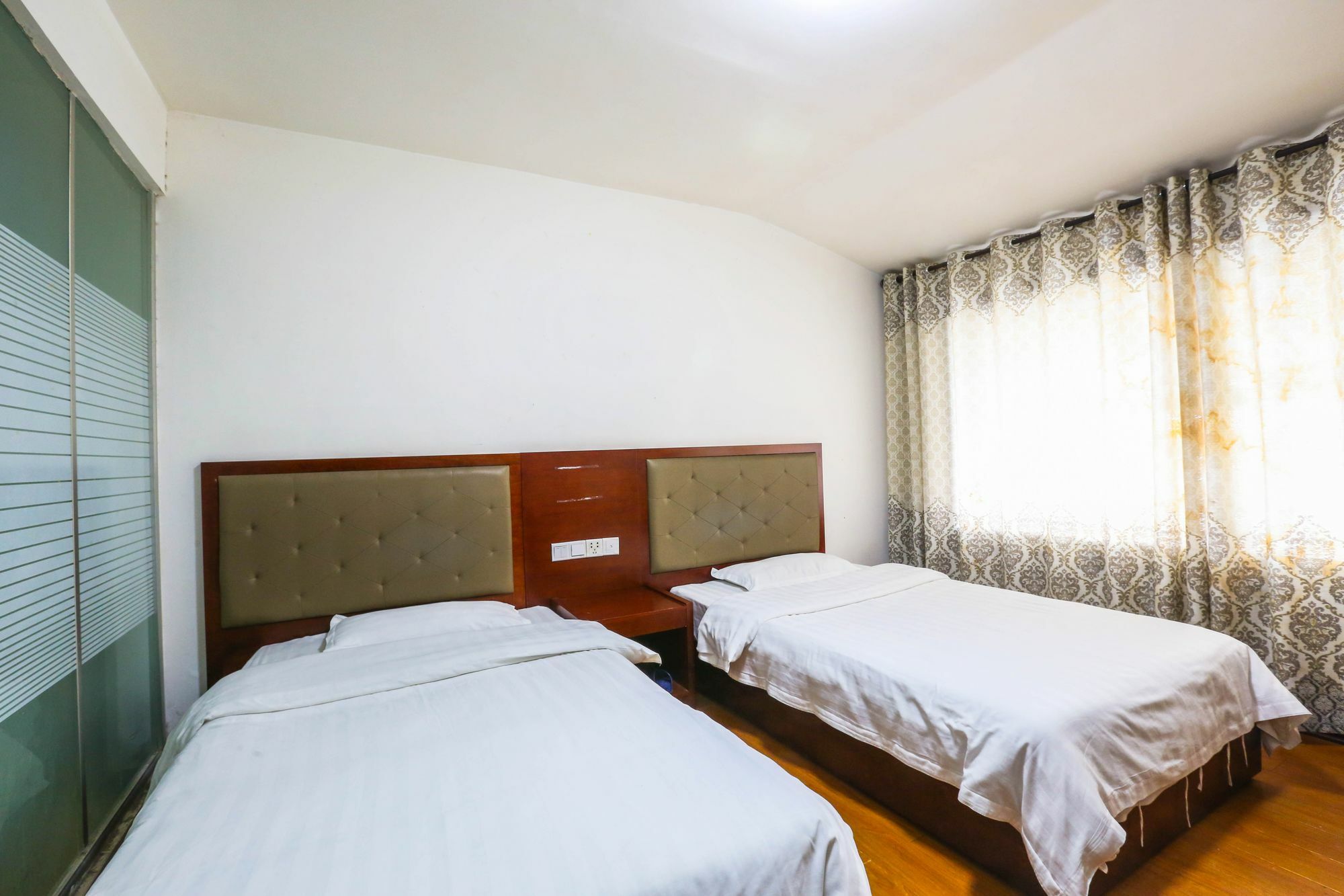 Yuetu Express Hotel Wulingyuan Zewnętrze zdjęcie